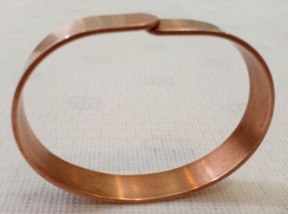 Pulseira chata bracelete em cobre puro ajustável.